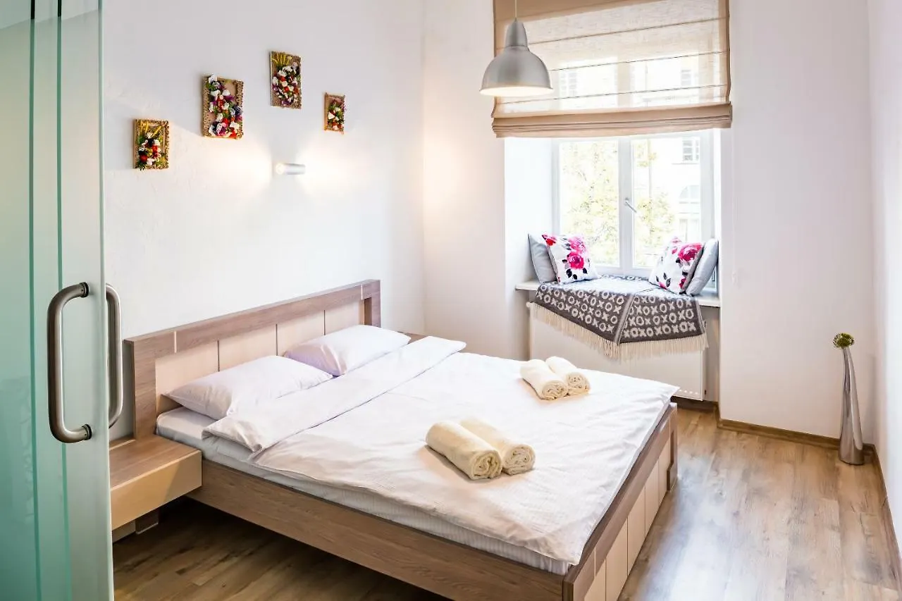Romari Площа Ринок 29 Apartman Lviv